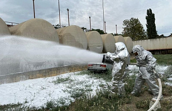 Условное возгорание ликвидировали дагестанские огнеборцы в резервуарном парке нефтепродуктов