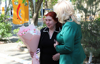 Зарема Бутаева присоединилась к акции «Сделай подарок родной школе»