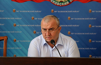 Проблемы водообеспечения и другие актуальные вопросы обсудили в Казбековском районе