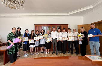 Василий Джамалов встретился с активистами Движения Первых