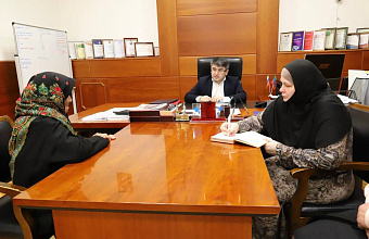 Более 30 человек обратились к главе Табасаранского района в рамках приема граждан