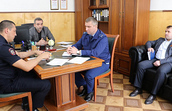 Антитеррористическую безопасность в период празднования Дня Победы обсудили в Кайтагском районе