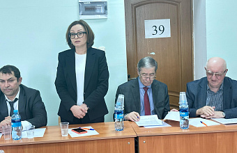 В ДГУ обсудили проблемы изучения и преподавания русского языка и литературы