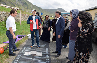 Камил Давдиев проверил готовность школ Кулинского района к новому учебному году