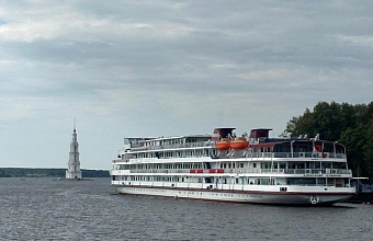 В России круизный теплоход назовут в честь Расула Гамзатова