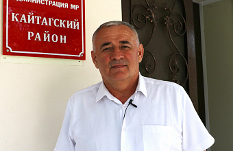 Известняк был высыпан на берег реки в Кайтагском районе Дагестана в санитарных целях