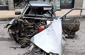 Один человек скончался и трое пострадали в результате ДТП в Махачкале