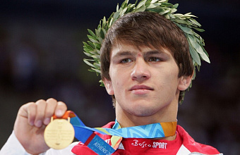 Мавлет Батыров включен в Зал славы Объединенного мира борьбы