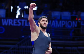 Садулаев и Угуев представят Россию на Чемпионате мира