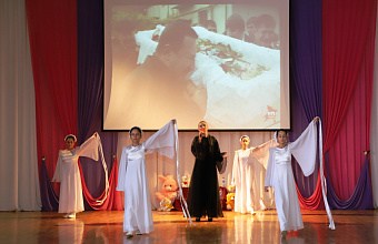 В Кизлярском районе почтили память жертв терроризма в День солидарности в борьбе с террорм