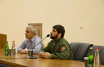 Участник СВО Алиас Авидзба встретился со студентами ДГУ