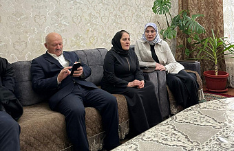 Представители Социального фонда РД посетили семьи участников СВО в Табасаранском районе