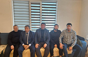 Глава Бежтинского участка навестил участника СВО