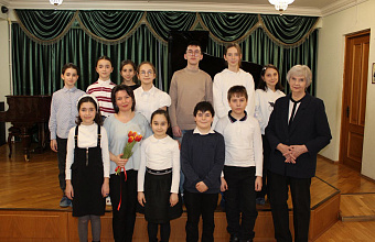 В Школе Мурада Кажлаева прошел концерт, посвященный его памяти