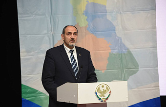 С 2019 года по программе «Земский учитель» в Дагестане устроены в школы 420 педагогов