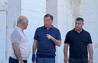 Спикер республиканского парламента инициировал проведение капитального ремонта в Доме культуры поселка Мамедкала