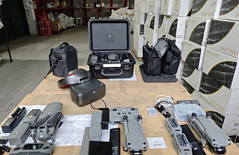 Дагестанские таможенники передали конфискованные беспилотники для нужд СВО