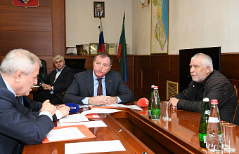 Спикер парламента Дагестана провел личный прием граждан в Табасаранском районе