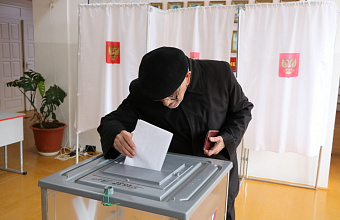 Медицинские работники Казбековского района участвуют в президентских выборах