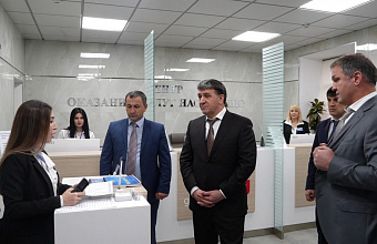 Джамбулат Салавов оценил работу администрации Ленинского района Махачкалы