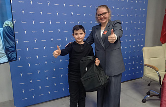 Руководитель «Движения первых» в РД встретилась с юным дарованием Замиром Небиевым