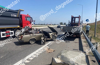 Один человек погиб в ДТП в Дагестане из-за несоблюдения дистанции